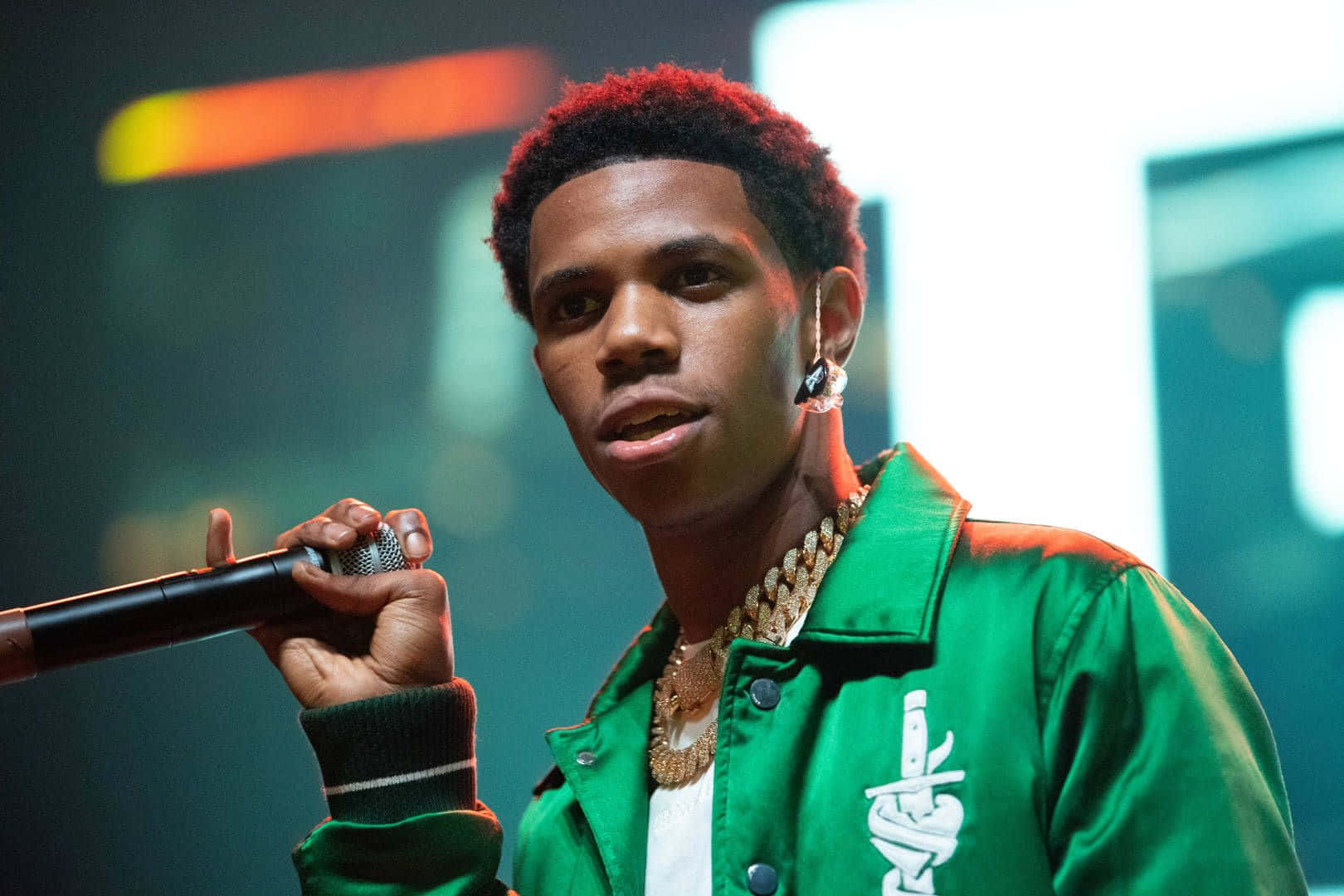 Caption: A Boogie Wit Da Hoodie Performing Live On Stage Wallpaper