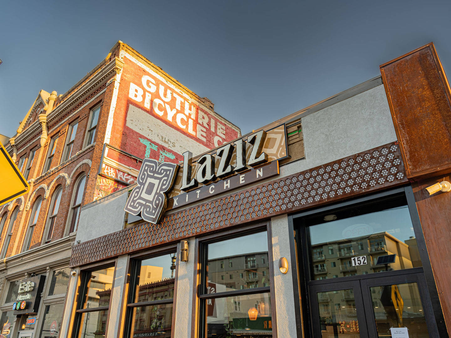 Caption: Breathtaking View Of Laziz Kitchen, A Modern Eatery In Salt Lake City Wallpaper