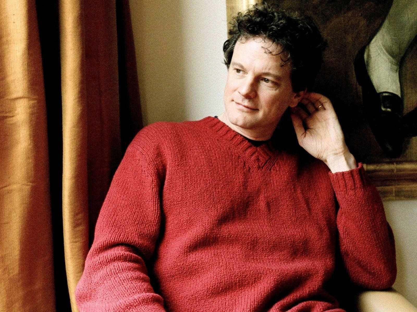 Caption: British Actor Colin Firth In Photoshoot Wallpaper