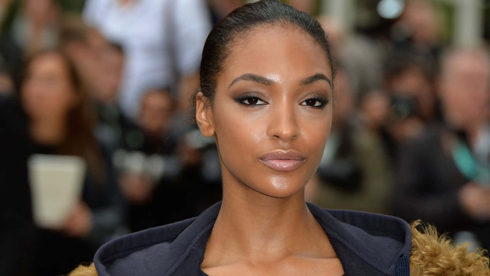 Caption: Jourdan Dunn Graces In Elegant Off-the-shoulder Dress. Wallpaper