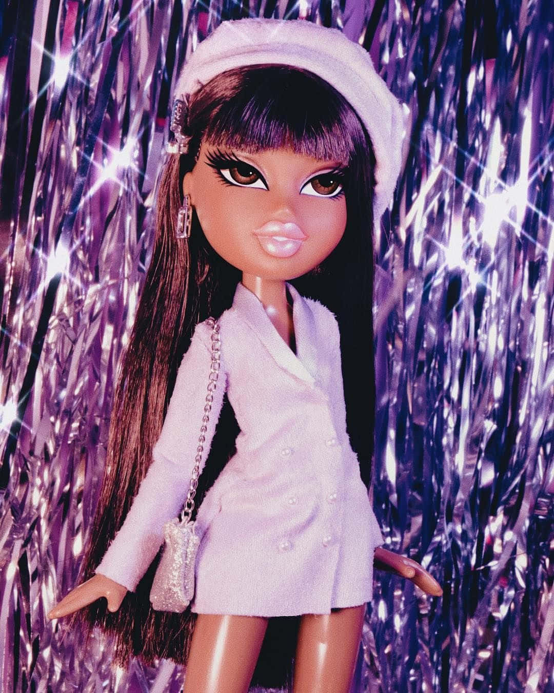 Capturing The Bold And Chic Fashion Statement Of Black Bratz Aesthetic Wallpaper