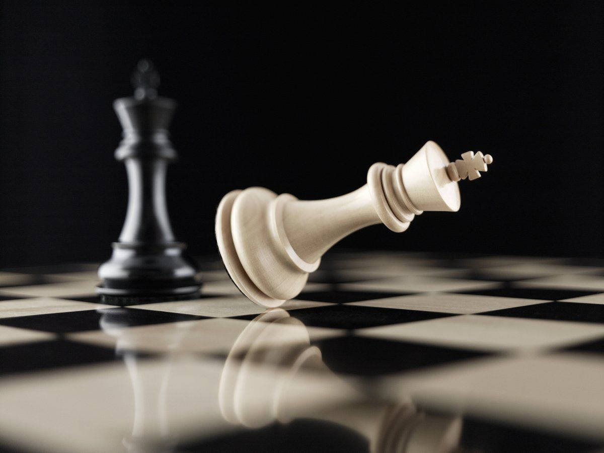 Chess King iPhone Wallpaper 4K - iPhone Wallpapers in 2023