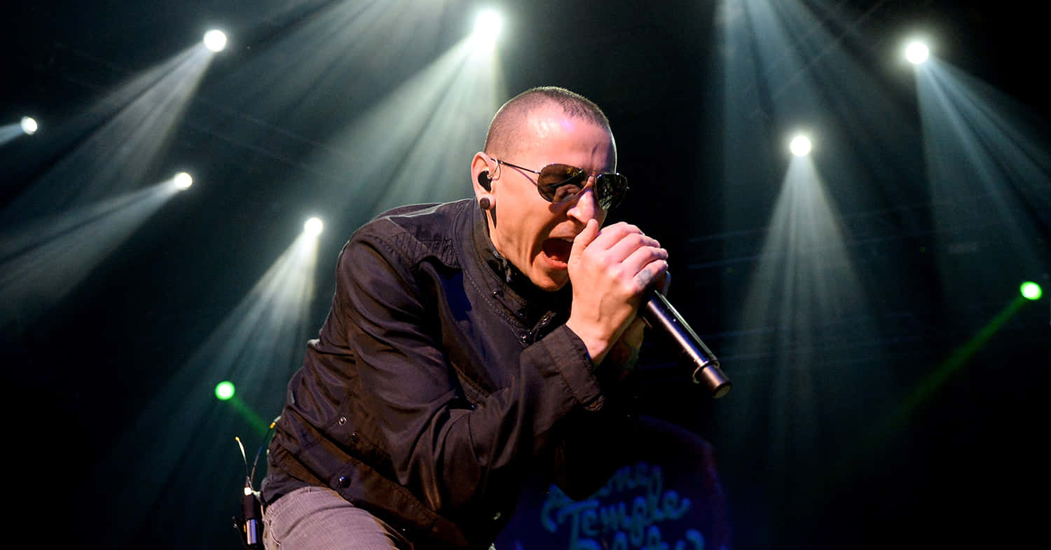 Chester Bennington Live Performance Wallpaper