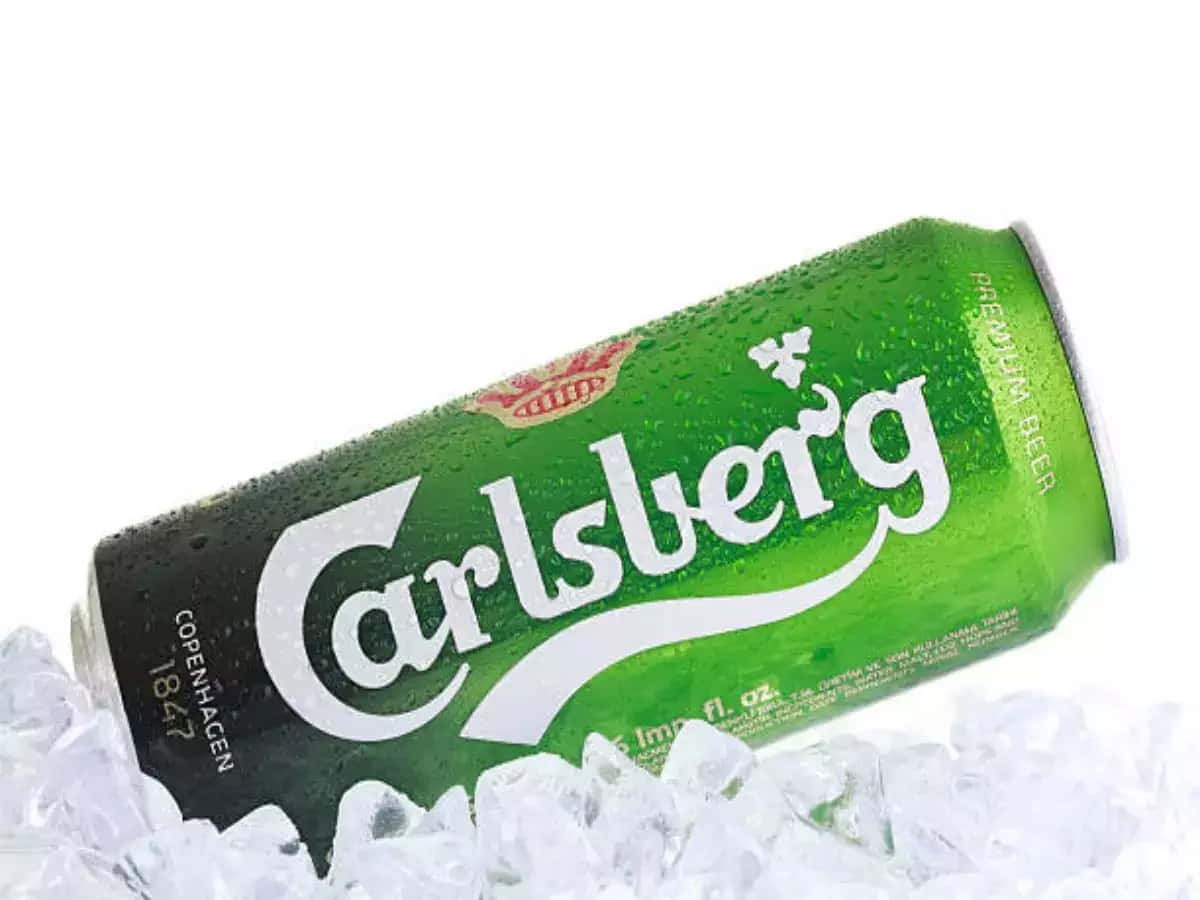 Chilled Carlsberg Beer Can Wallpaper