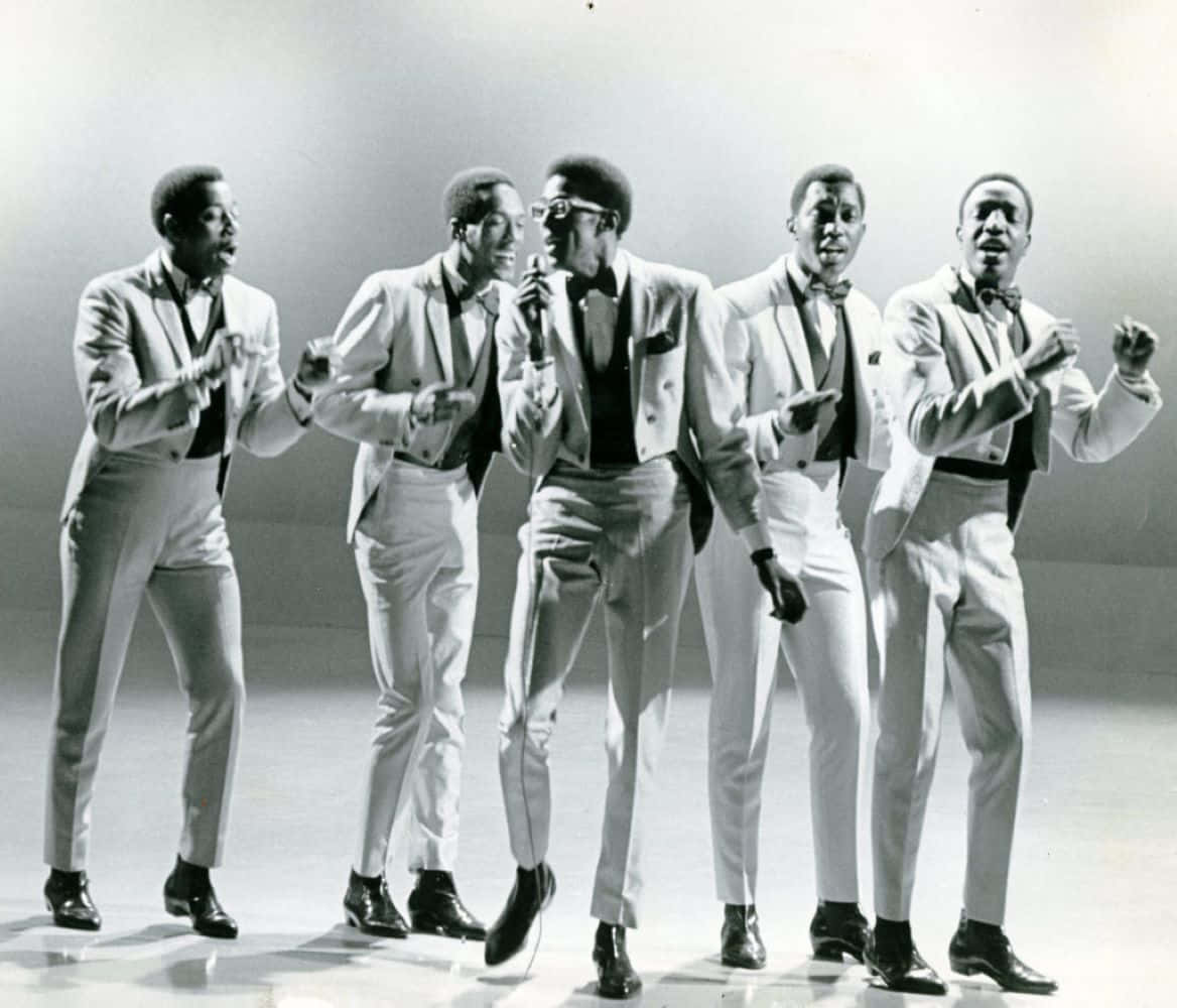 Classic Motown Group Performance Wallpaper