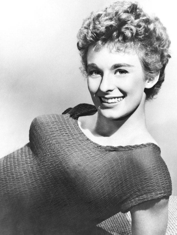 Cloris Leachman American Tv Actress Wallpaper