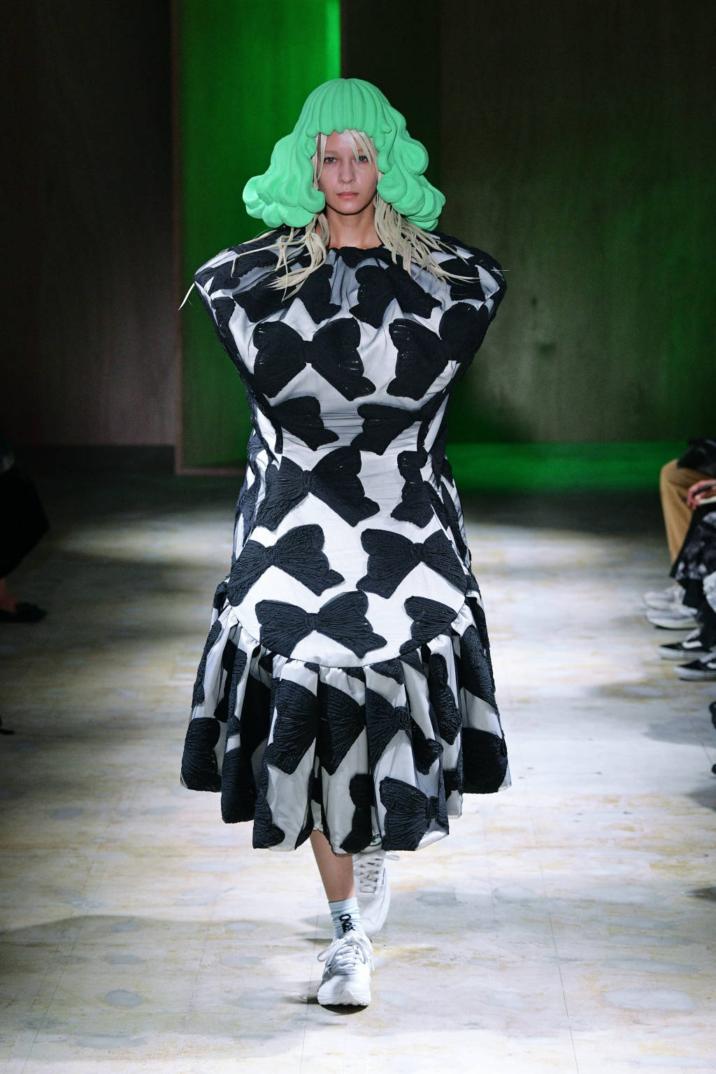 Comme Des Garçons Black White Ribbon Dress Wallpaper