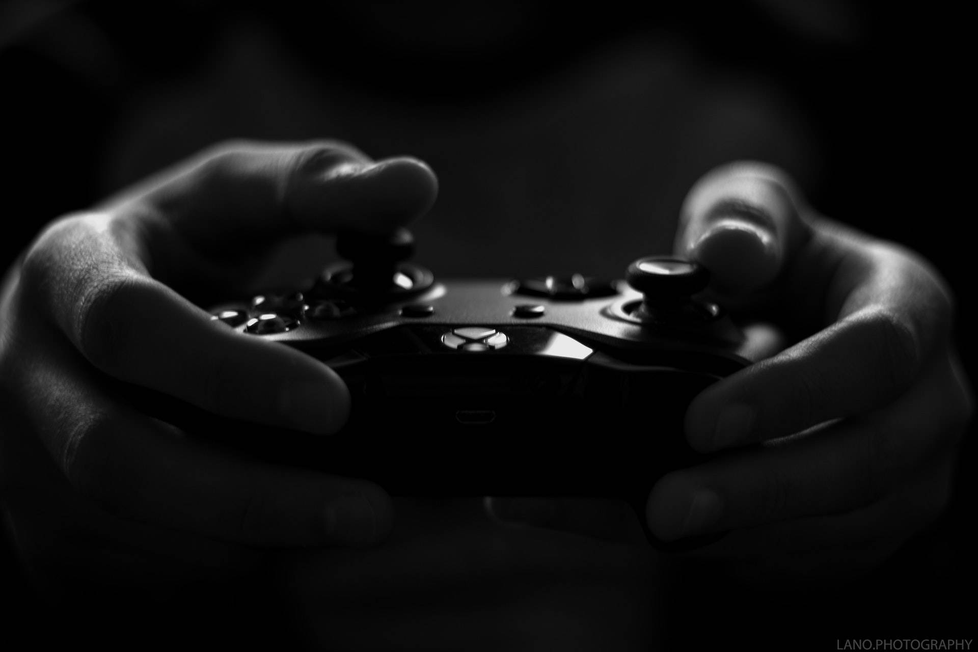 Cool Monochrome Gaming Desktop Wallpaper