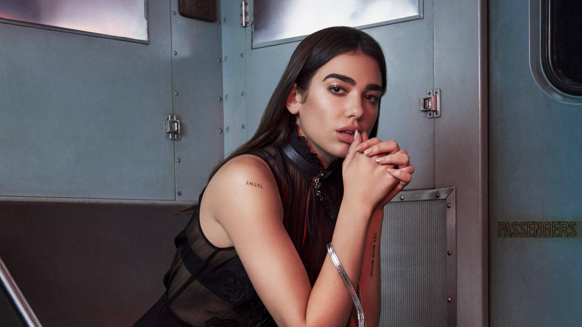 Dua Lipa HD Wallpapers (100++) - MrWallpaper.com