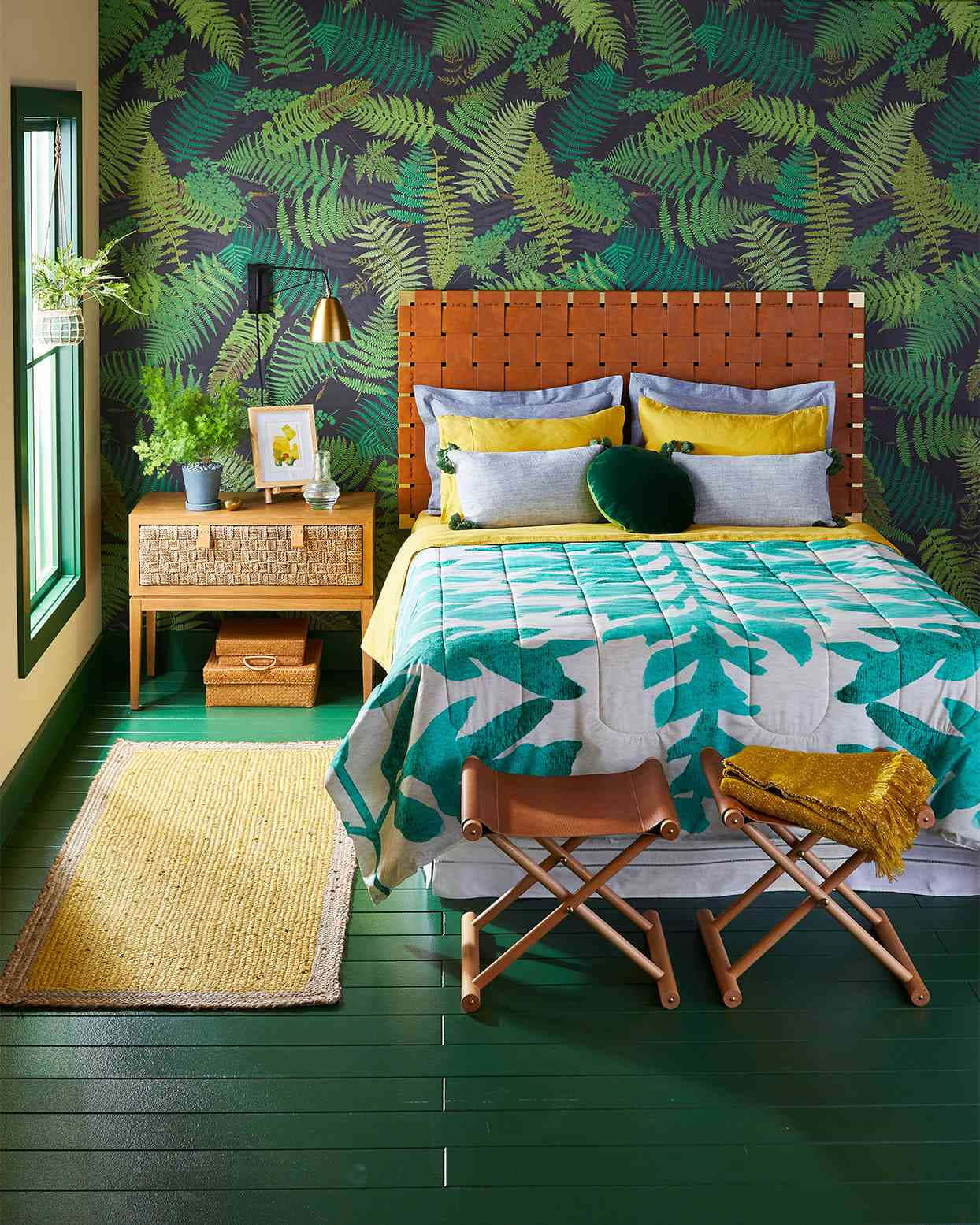 Couples Bed Tropical Theme Wallpaper