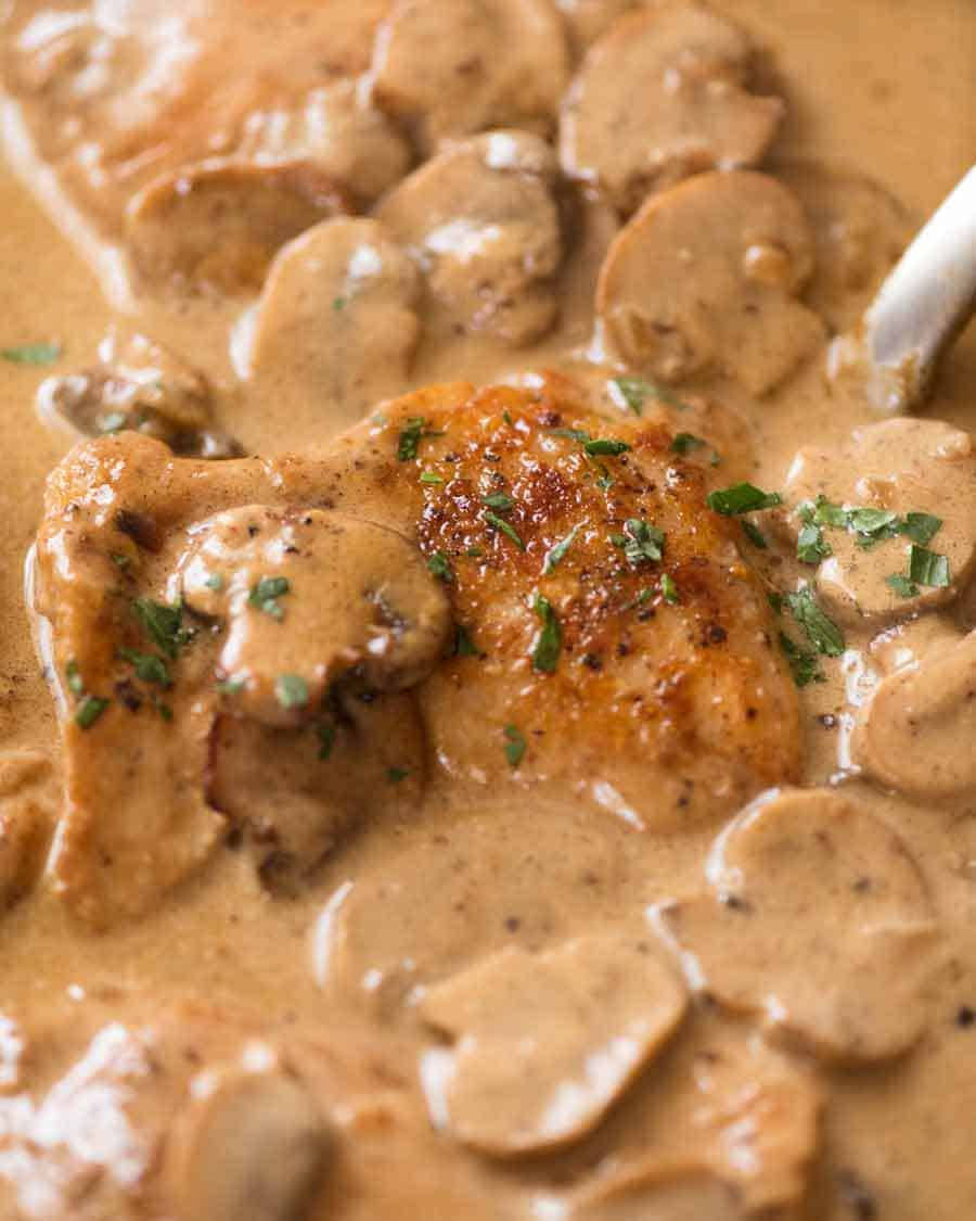 Creamy Mushroom-filled Sauce For A Beef Stroganoff Wallpaper