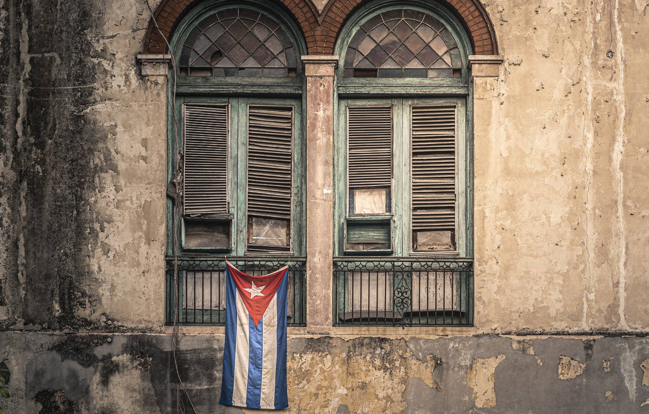 Cuban Flag Old Building Window Wallpaper