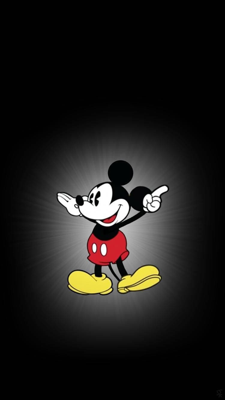 Cute Cartoon Character Mickey Mouse Wallpaper