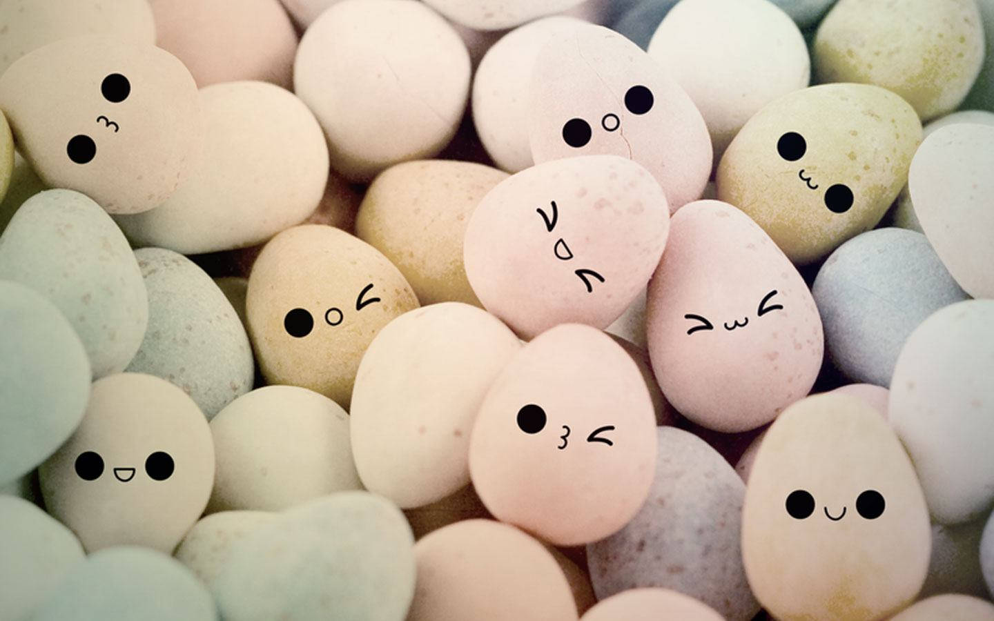 Cute Easter Egg Smileys Wallpaper