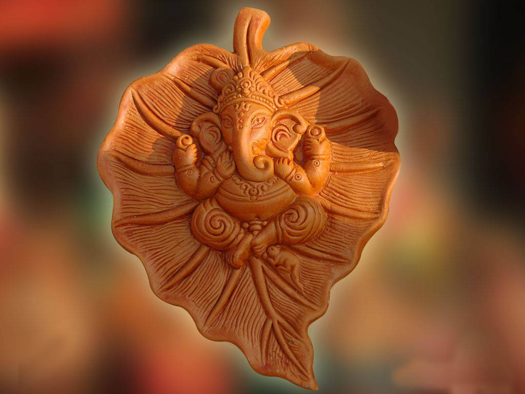 Cute Ganesha Artistic Leaf Wallpaper