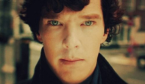 Detective Sherlock Holmes Benedict Cumberbatch Blue Eyes Wallpaper