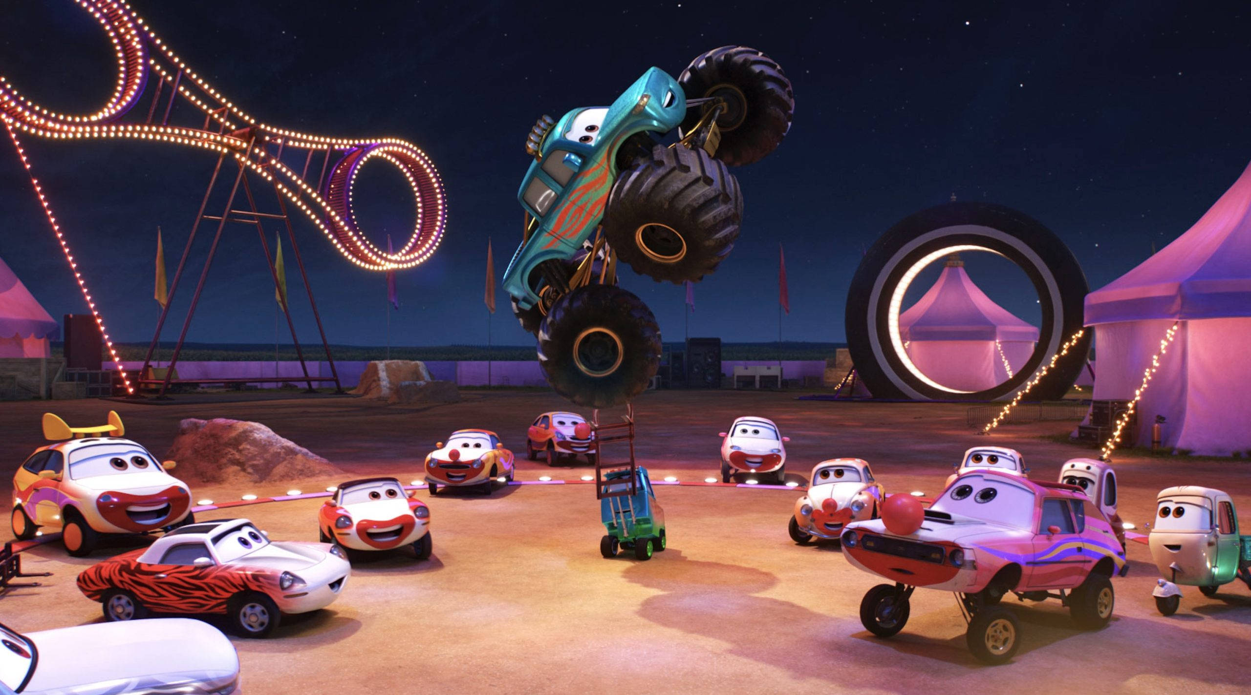 Disney Cars Circus Wallpaper