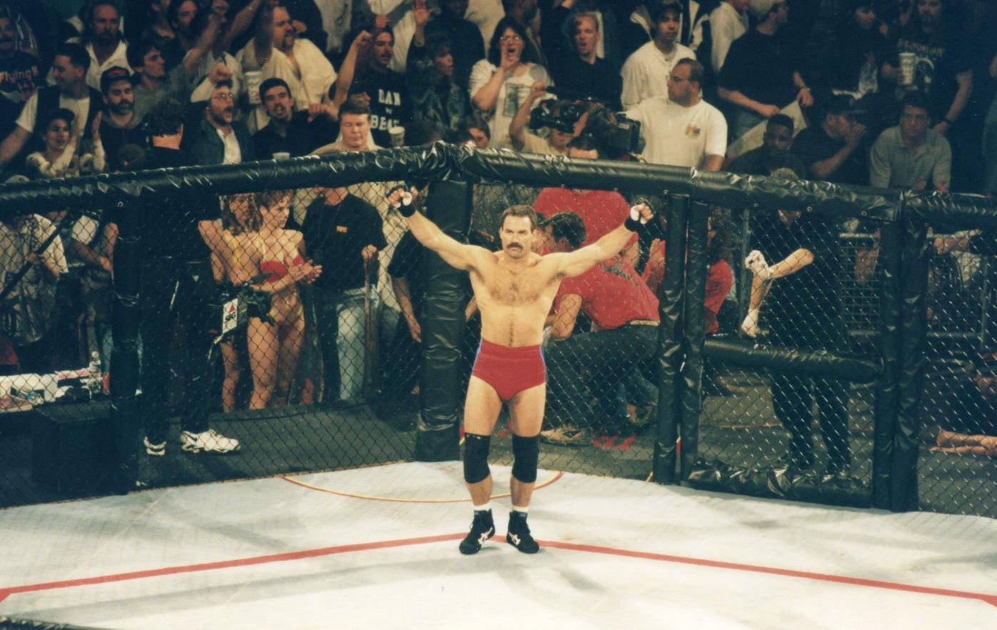 Don Frye Inside Ufc Octagon Wallpaper