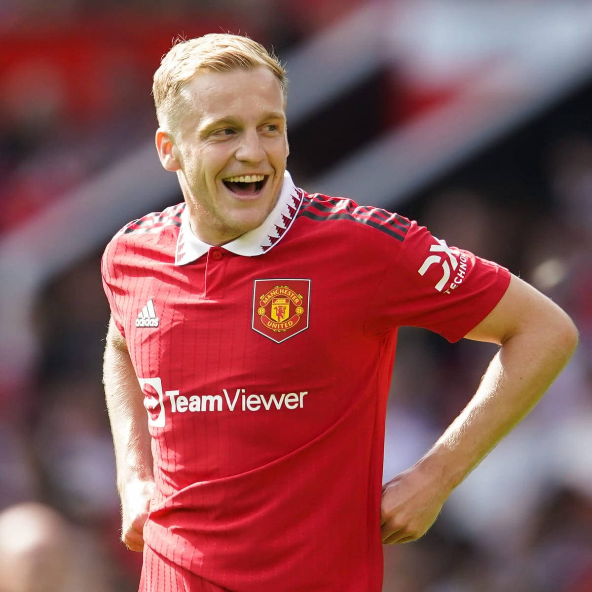 Donny Van De Beek Laughing Wallpaper