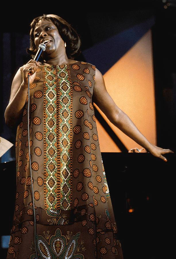 Dress Sarah Vaughan Long Outfit Wallpaper