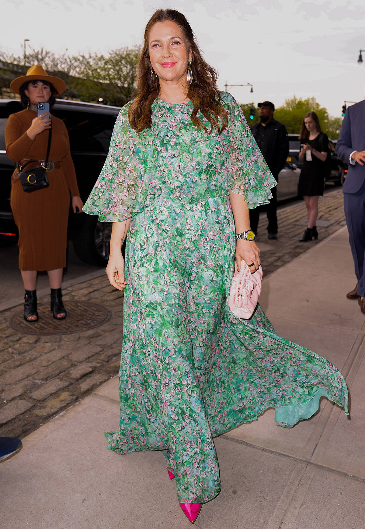 Drew Barrymore Floral Green Maxi Dress Wallpaper