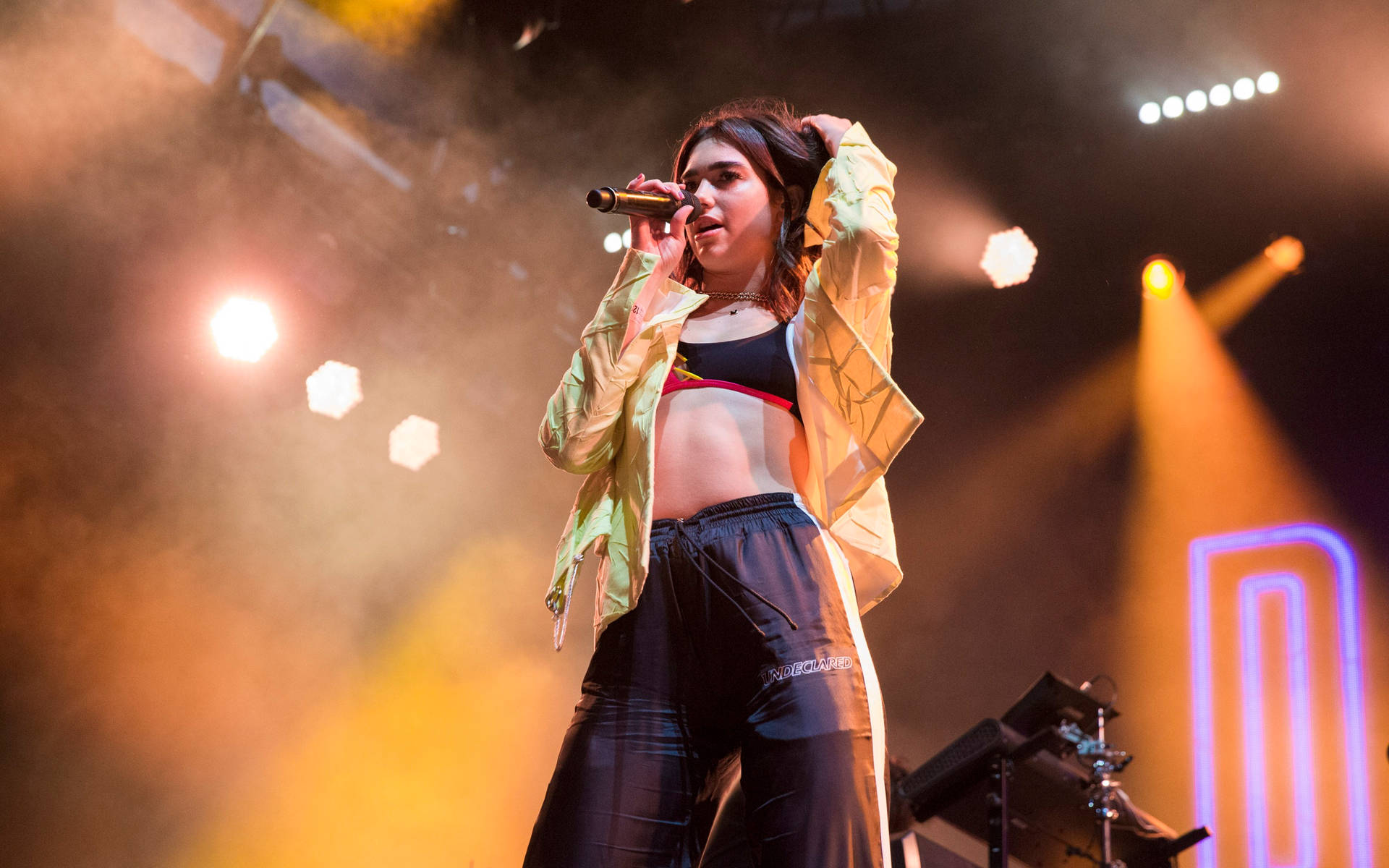 Dua Lipa HD Wallpapers (100++) - MrWallpaper.com