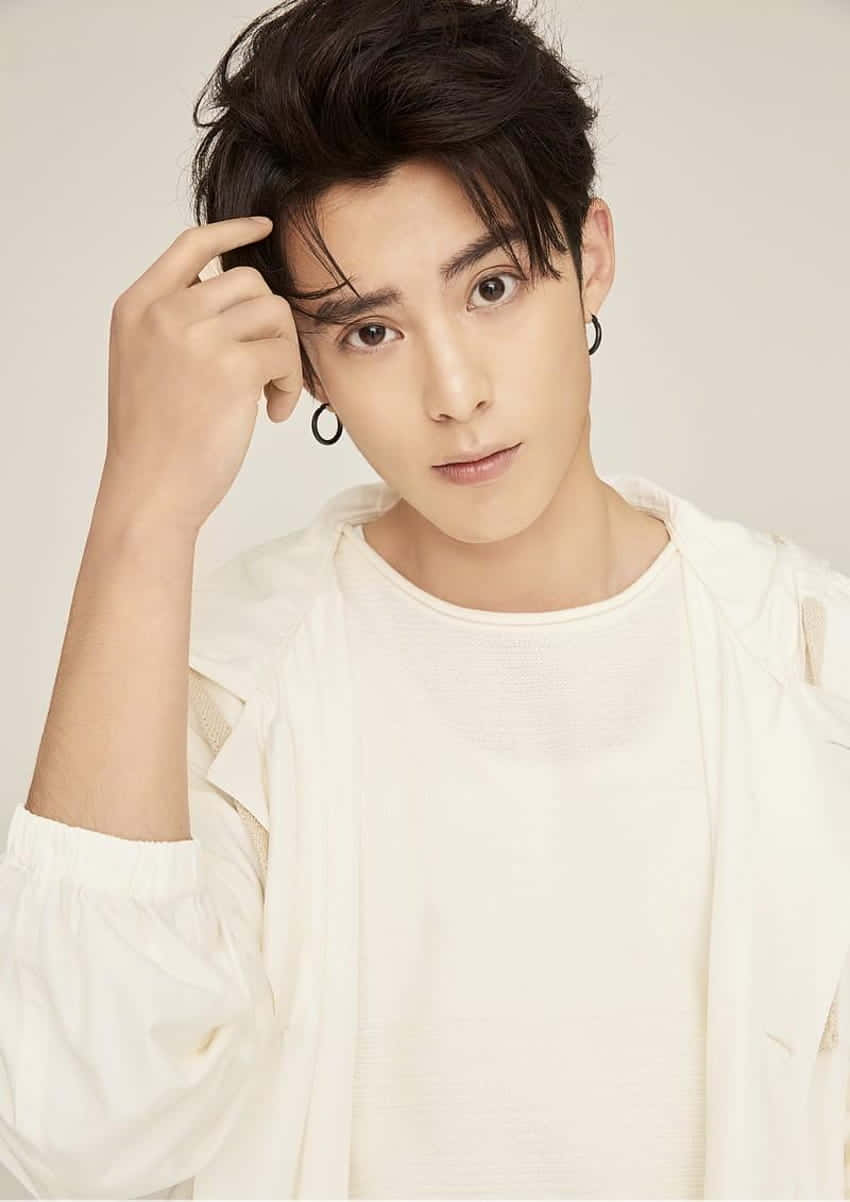 Dylan Wang In White Shirt Wallpaper