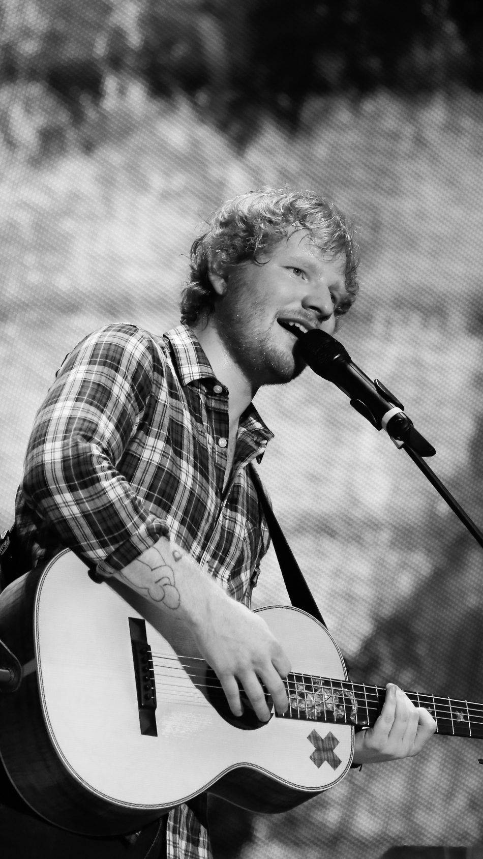 Ed Sheeran Black & White Wallpaper