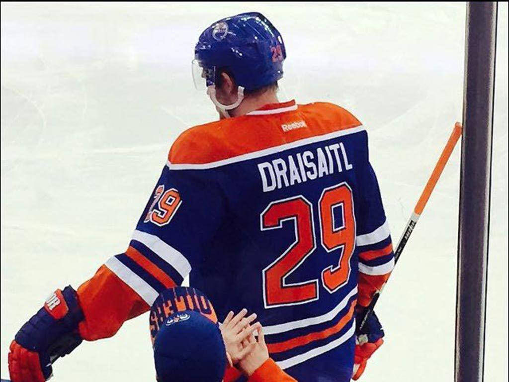 Edmonton Oilers Leon Draisaitl Jersey No. 29 Wallpaper