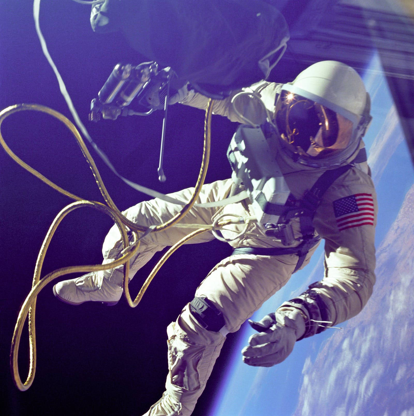 Edward White An Astronaut In Space Wallpaper