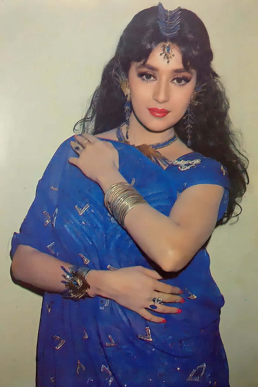 Elegant Blue Sari Traditional Look Wallpaper