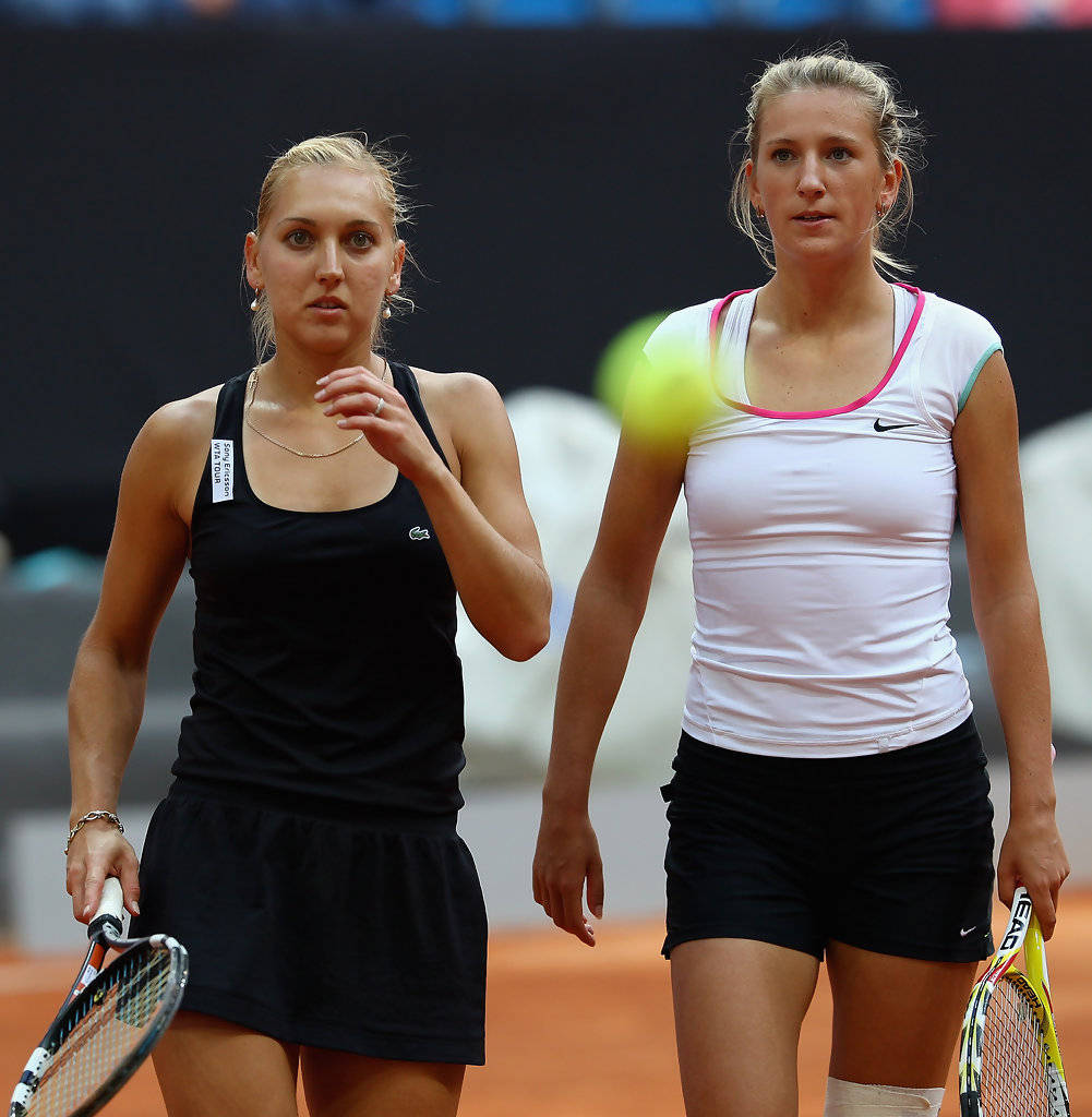 Elena Vesnina With Victoria Azarenka Wallpaper