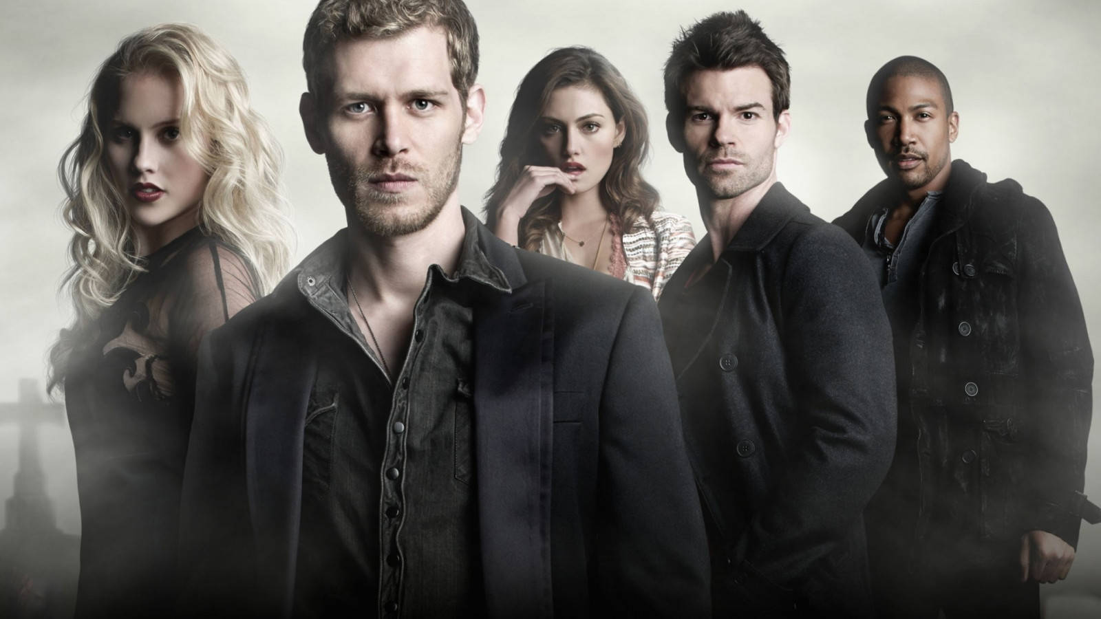 Elijah Mikaelson And Cast Wallpaper