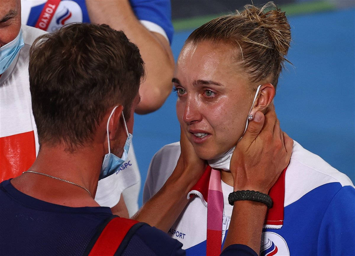 Emotional Moment Of Elena Vesnina On The Tennis Court Wallpaper