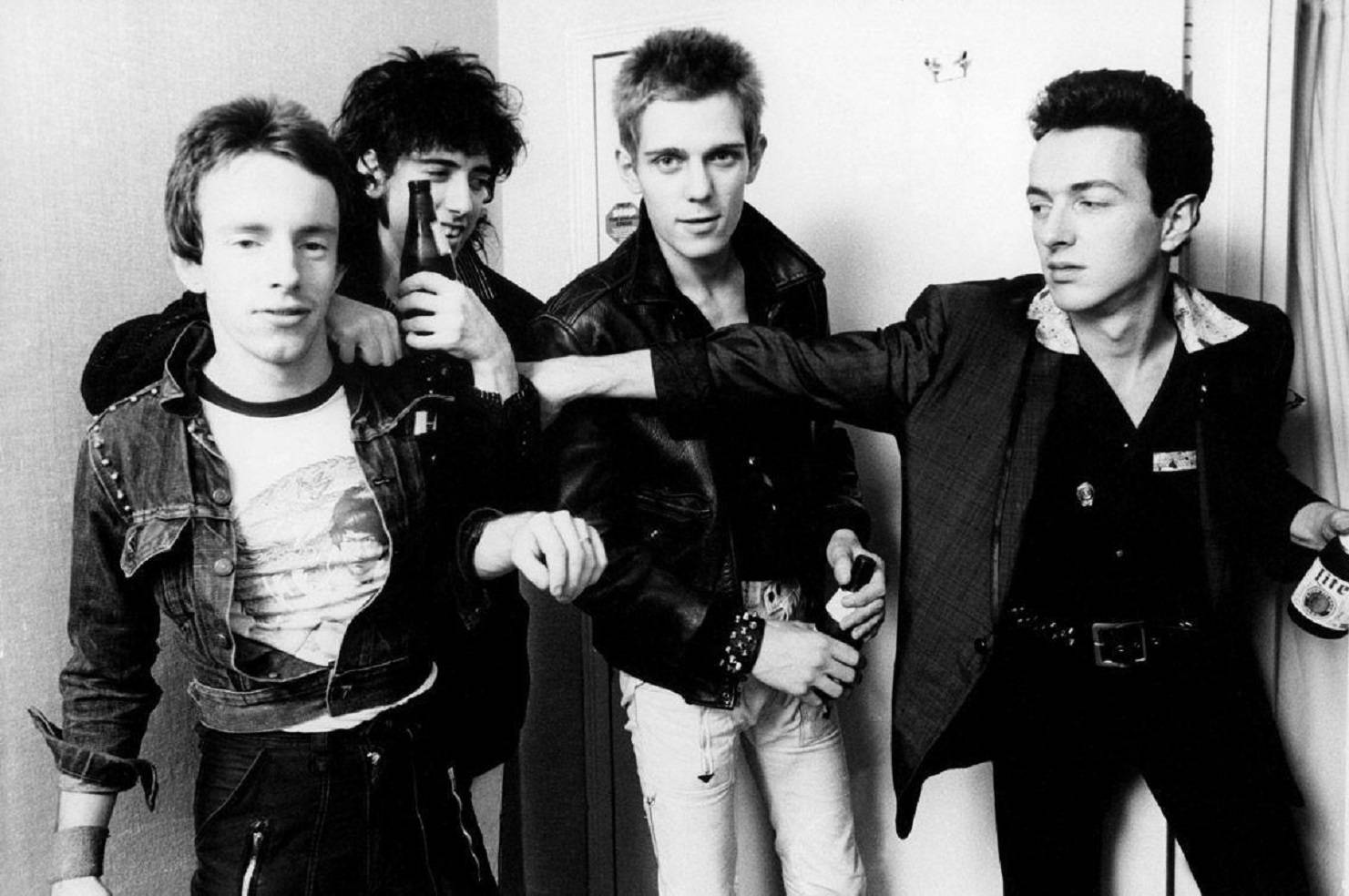 English Rock Band The Clash In New York Wallpaper