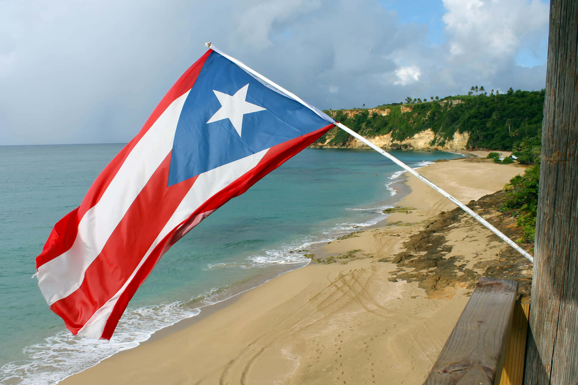 Experience The Vibrant Culture Of Puerto Rico. Wallpaper