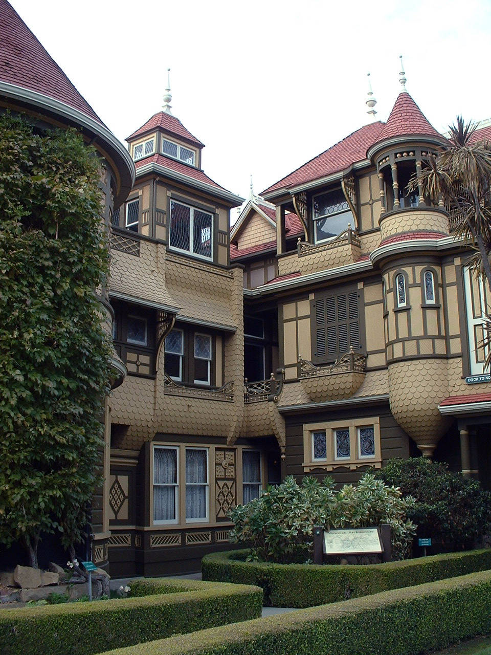 Exterior Of Winchester Mystery House Wallpaper