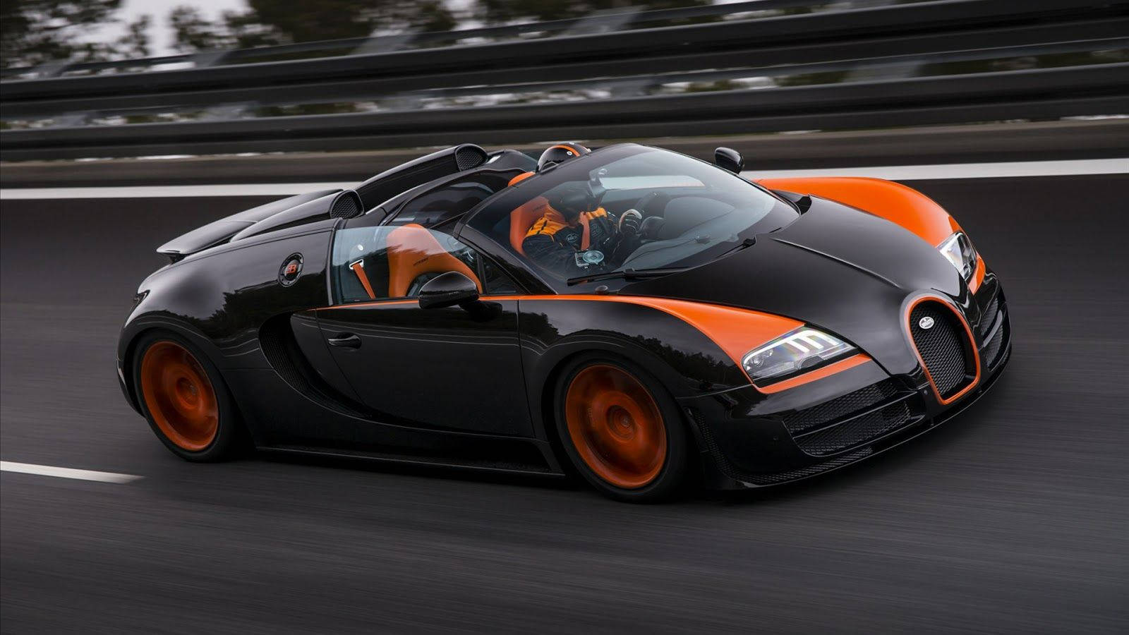Fast-moving Bugatti Veyron Supercar Wallpaper