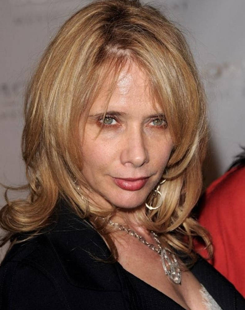 Fearless American Actress Rosanna Arquette Wallpaper