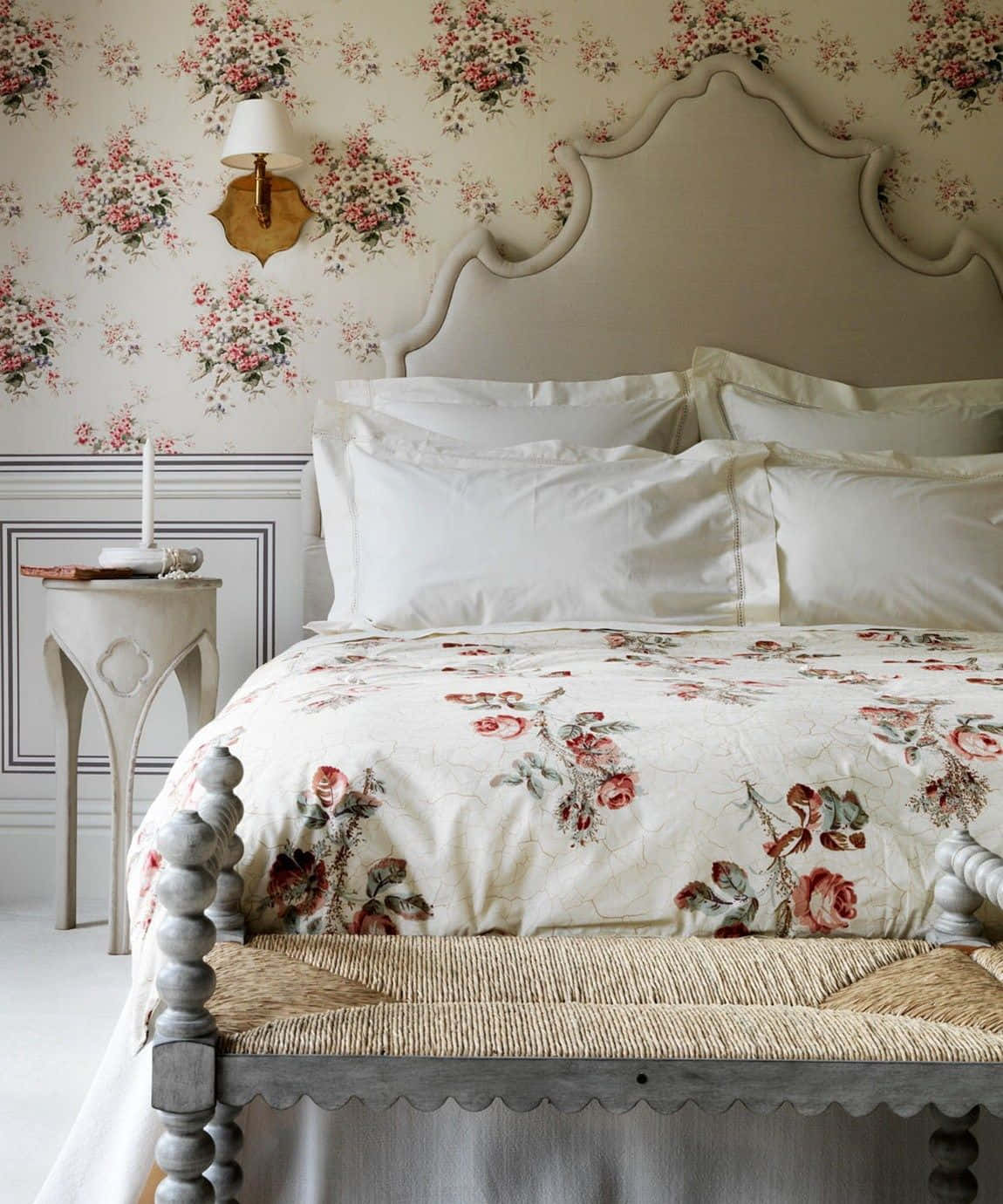 Floral Bed Linen And Wall Wallpaper