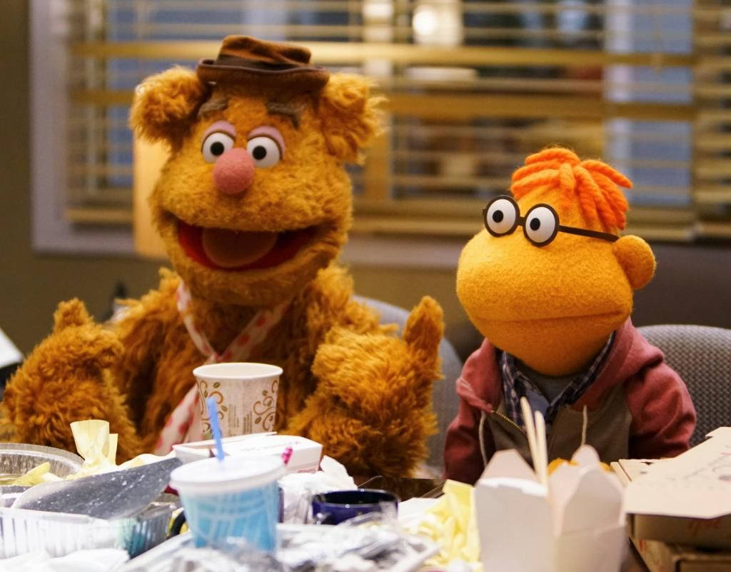 Fozzie Bear And Scooter Wallpaper