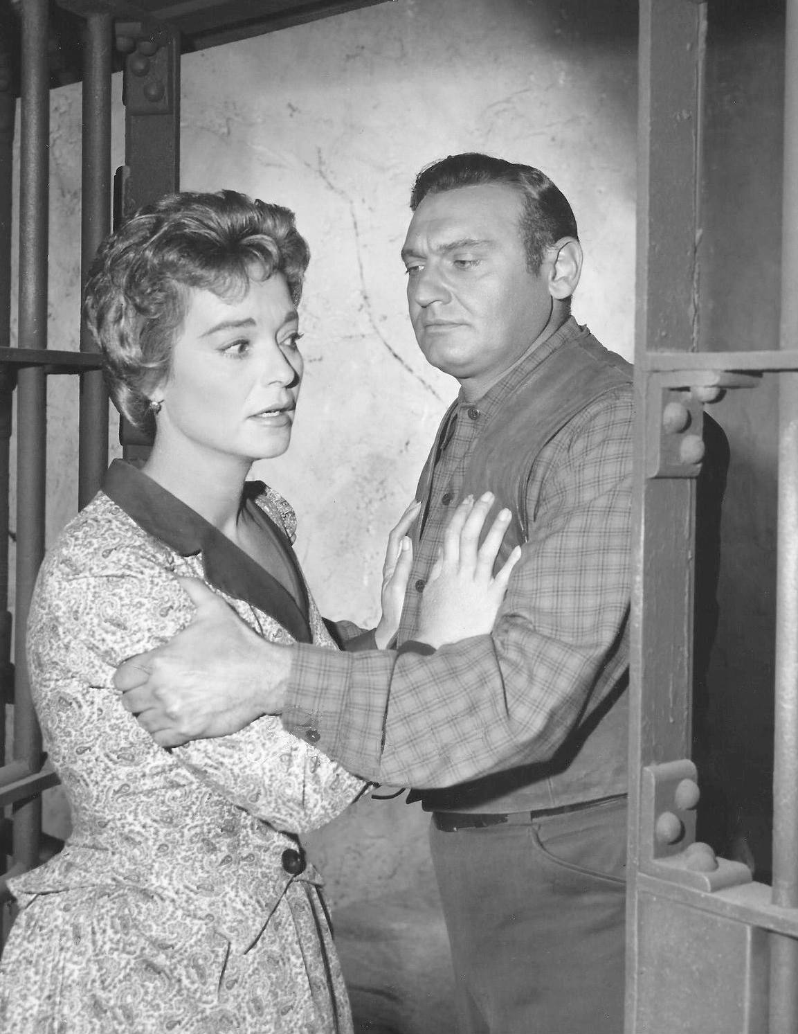 Frankie Laine With Nan Grey 1960 Rawhide Wallpaper