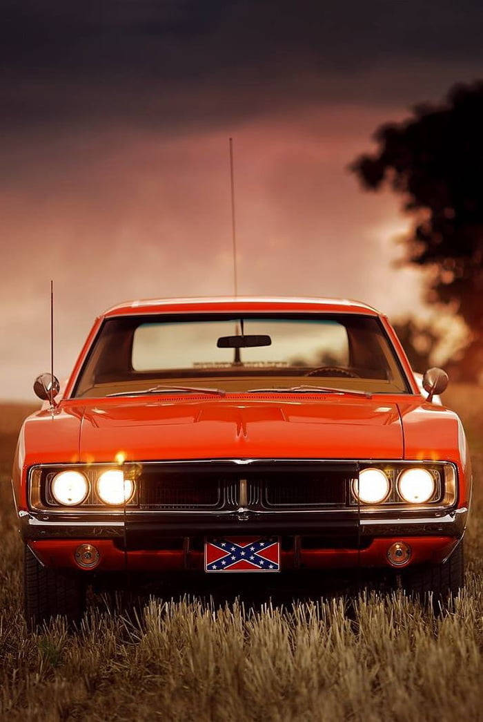 General Lee With Beautiful Sunset Sky Wallpaper