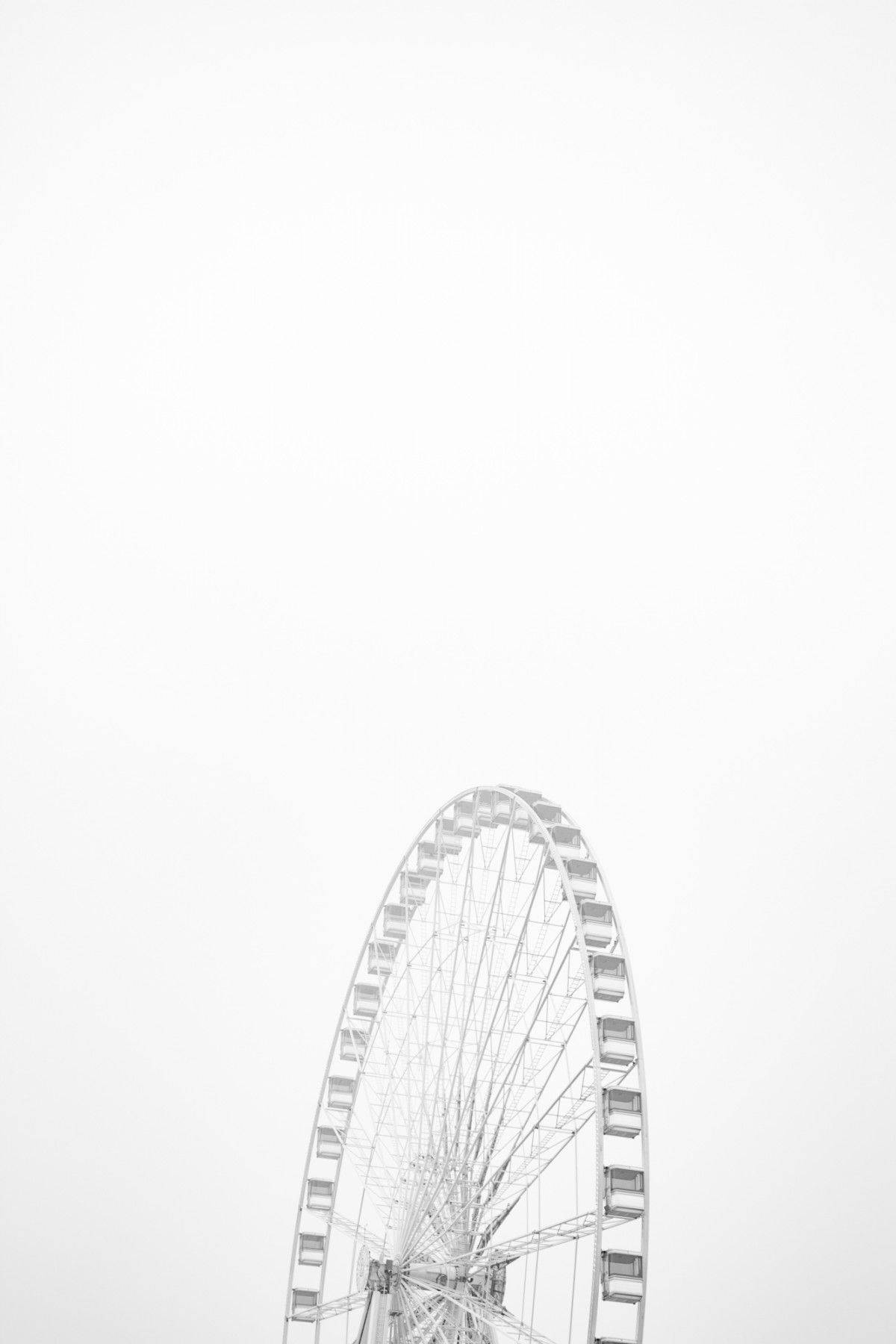 Gigantic Ferris Wheel In Cute White Aesthetic Wallpaper