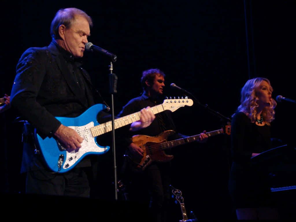 Glen Campbell Performing Live Wallpaper