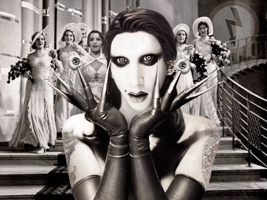 Gothic Rock Icon & Shock Rocker Marilyn Manson Wallpaper