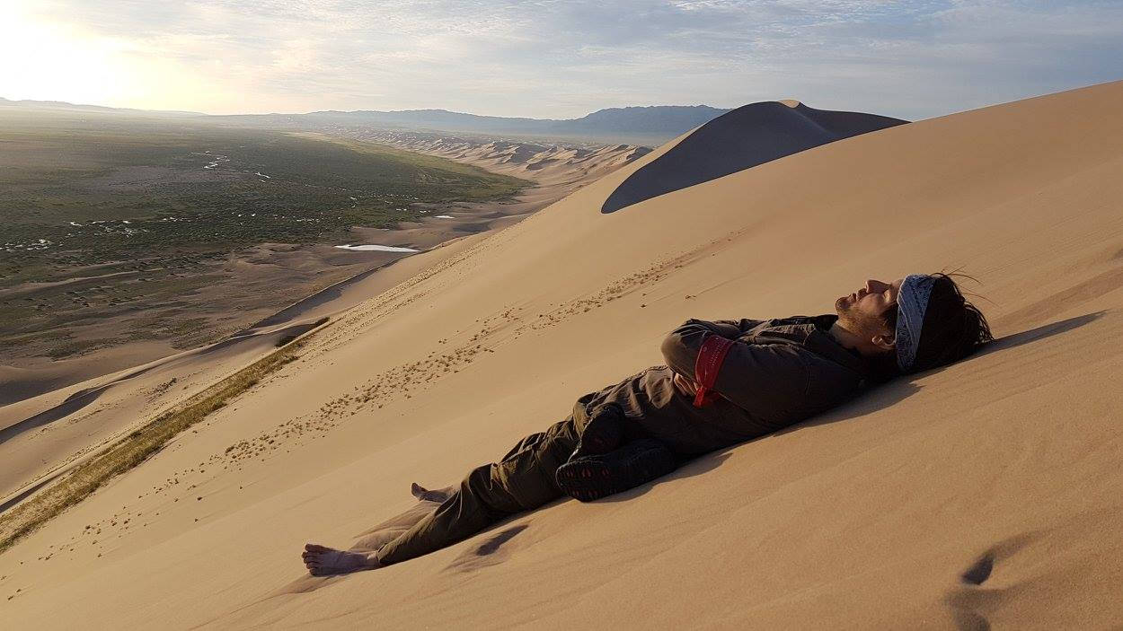 Graham Wardle In Dunes Wallpaper