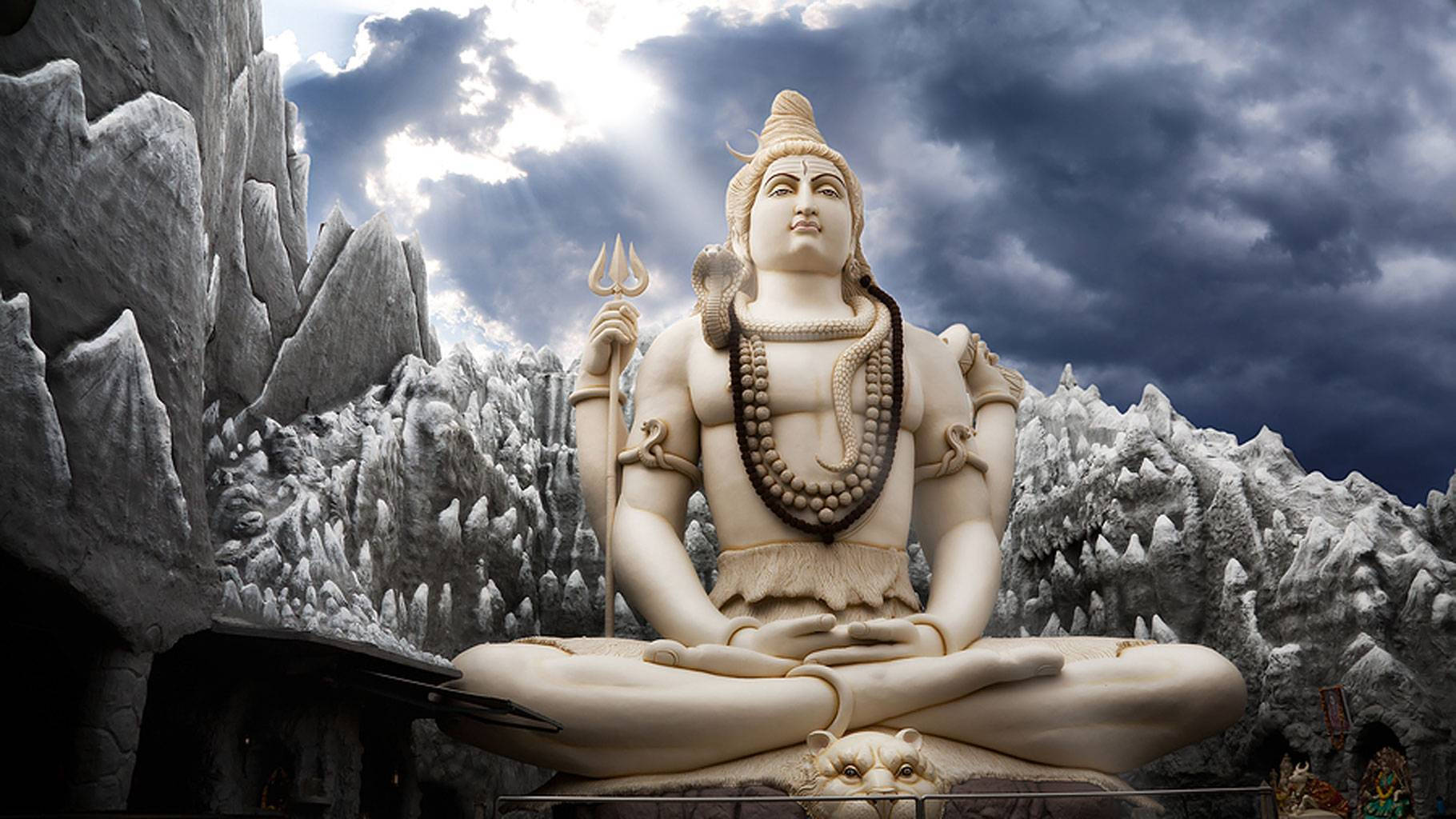 Grand Lord Shiva Sculpture Wallpaper