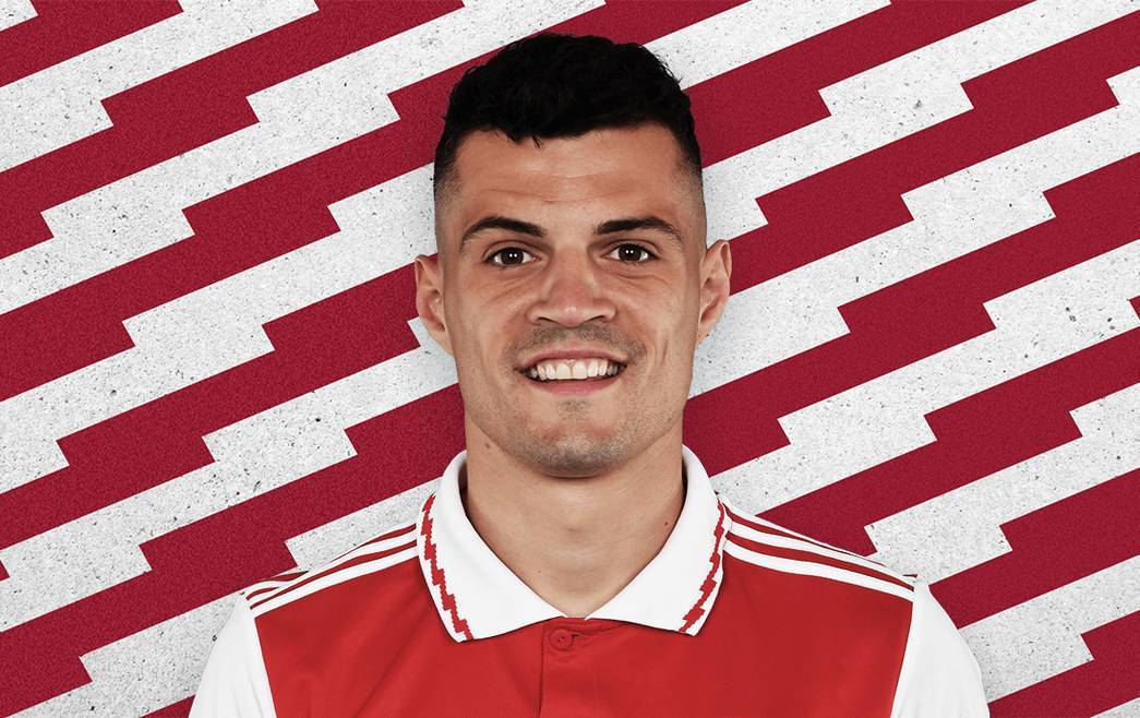 Granit Xhaka In Red-white Pattern Wallpaper