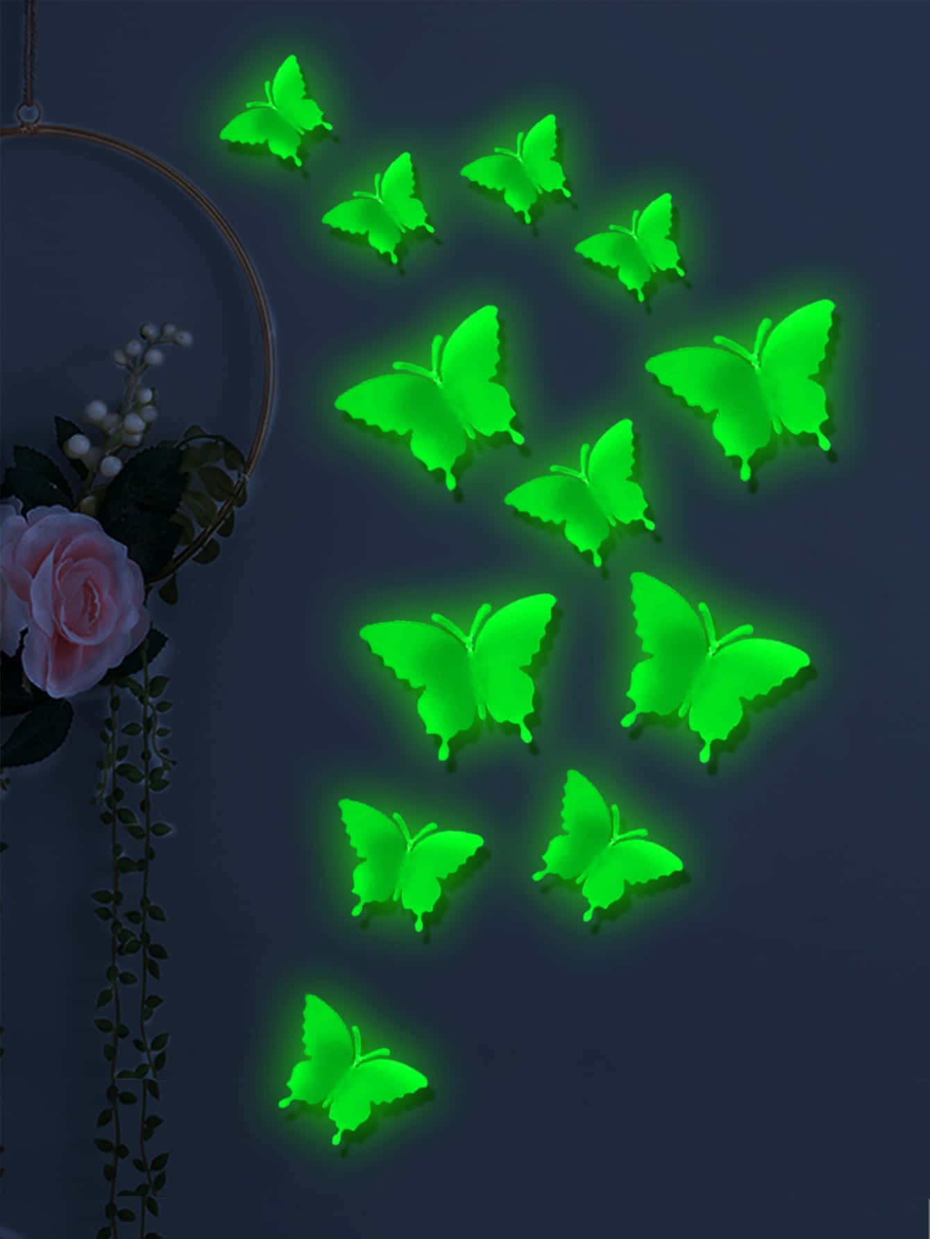 Green Butterfly Luminous Flying Up Wallpaper